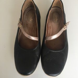 Clarks Helina Amo Mary Jane shoes